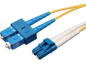 Tripp Lite Cable Fibra Óptica OFNR 2x LC Macho - 2x SC Macho, 3 Metros, Amarillo MONOMODO 8.3/125 LC/SC 3M .