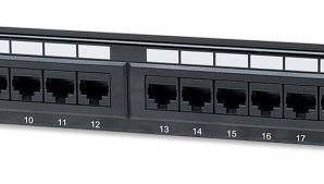 Intellinet Panel de Parcheo Cat6, 1U, 24 Puertos PTOS RJ45 MONTAJE RACK 19 1U