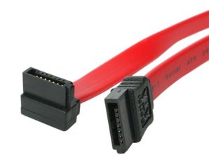 StarTech.com Cable SATA en Ángulo Recto, 45cm, Rojo ANGULO RECTO ACODADO .