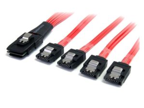 StarTech.com Cable Mini SAS SFF-8087 Macho - 4x SATA Macho, 50cm, Negro/Rojo 4X SATA CIERRE LATCH ADAPTADOR .