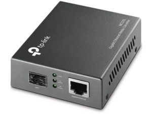 Convertidor de Medios TP-Link MC220L, 10.000 Metros, 1 Puerto Fibra Multi/Monomodo, 1x RJ-45 GIGABIT